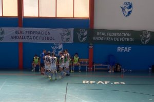 El equipo juvenil se merecía más en tierras malagueñas.