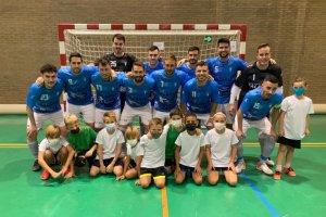 El poli ha empezado la temporada muy goleador.