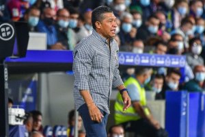Nacho Ambriz deja de ser técnico de la SD Huesca.