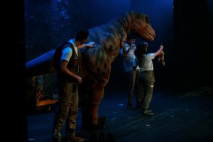 Teatro ‘Perdidos entre dinosaurios’.
