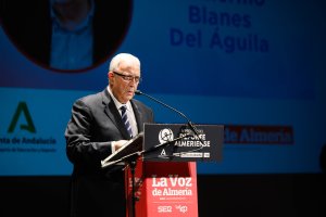 Don Guillermo Blanes en la Gala de los IV Premios del Deportes Almeriense.