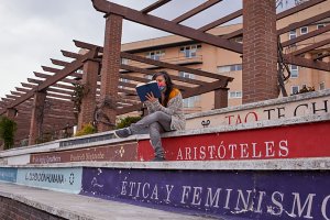 La Filosofía nos ofrece la capacidad de pensar, de dudar, de cuestionar.