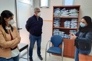 El alcalde, Ismael Torres, visita las instalaciones médicas