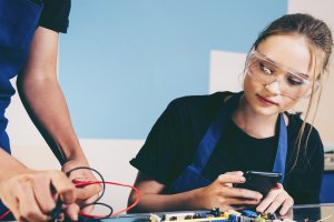 Amplias salidas profesionales.