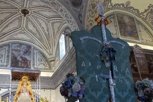 El Simpecado de Almería, ante la Virgen del Rocío