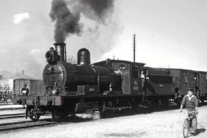Imagen antigua del ferrocarril cruzando por el Almanzora