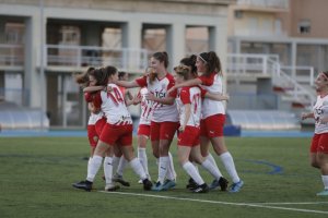 Las jugadoras rojiblancas celebrando un gol.