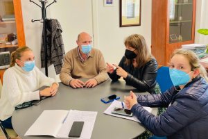 Reunión para analizar la situación actual.