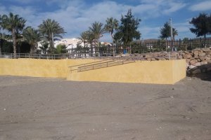 Nuevo acceso a playa Las Marinicas.