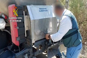 La Guardia Civil detiene a ocho personas en Almería.