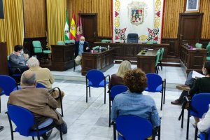 Imagen de archivo de una reunión con agentes sociales.