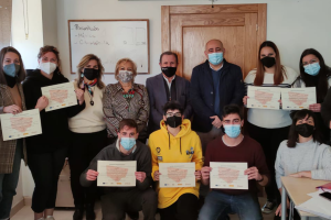 Entrega de diplomas a los graduados huercalenses