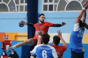 El CBM Cantera Sur Bahía de Almería, a derribar el castillo de BM Bolaños.