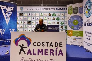 El míster celeste, en rueda de prensa.