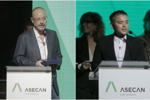 Manuel Martin Cuenca e Ian de la Rosa, tras recoger sus galardones: Foto: Asecan / Lamadrid.