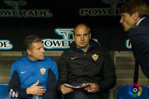 Joan Carrillo era el entrenador del Almería en aquella visita al Oviedo.