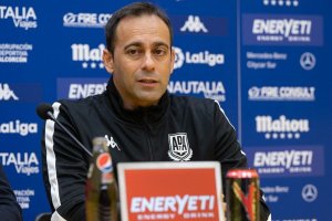 Fran Fernández busca la permanencia con el equipo alfarero.