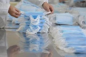 “Las mascarillas quirúrgicas ya no son suficientes”.