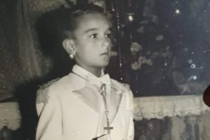 Antonio durante su Primera Comunión.