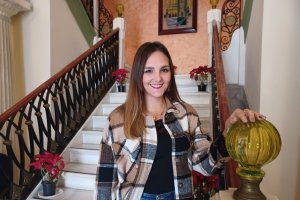 Miriam Quintana en el Ayuntamiento de Cuevas.