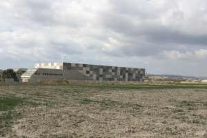 La desaladora está situada entre Palomares y Villaricos.