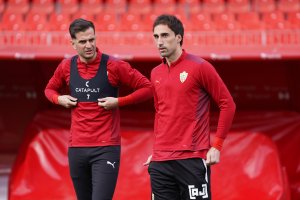Juan Villar e Íñigo Eguaras en el entrenamiento de este sábado.