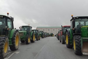 Más de 200 vehículos y 50 tractores movilizados.