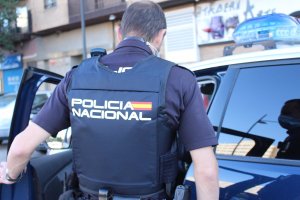 La Policía nacional ha detenido al joven.