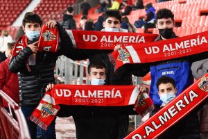 La afición no fallará este domingo en la previa del partido.