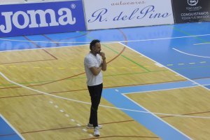 Manolo Berenguel en el partido contra Intasa San Sadurniño.