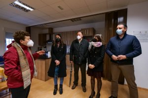 Autoridades durante su visita al nuevo espacio tijoleño.