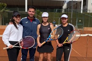 El equipo junior femenino está a un nivel de tenístico espectacular.