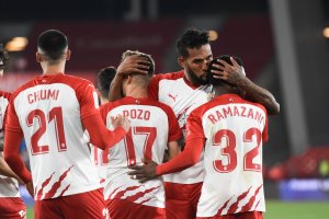 El Almería se impuso con claridad en la primera vuelta al Real Zaragoza por 3-0.