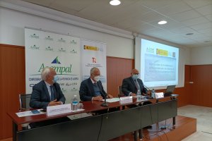 Manuel de la Fuente, José Cano y el presidente de SEIASA Francisco Rodríguez Mulero