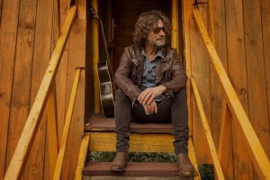 Quique González cantará en el Maestro Padilla.