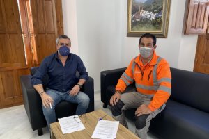 Firma del Convenio entre el Ayuntamiento de Serón y el Club de Montaña Menas.
