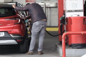 Repostar se ha convertido en un artículo de lujo para los conductores