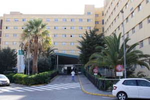 Los hospitalizados con covid-19 en Almería son ahora 36, de los que seis están en la UCI.