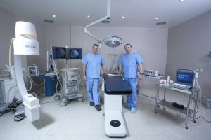 Dr. José Francisco Chiquero y Dr. Juan Salmerón.