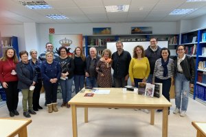 Reunión del club de lectura de Pulpí con la autora de la última novela leída
