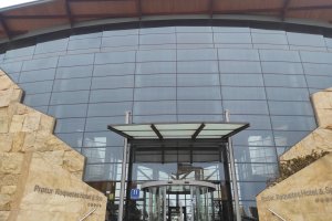 El Protur Hotel ha abierto antes de tiempo para ser centro de refugiados.