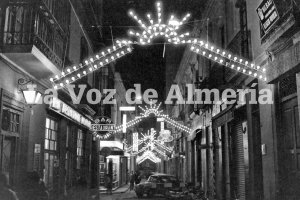 En los años sesenta la calle Concepción Arenal lucía a la misma altura que el Paseo cuando llegaban los días de Navidad
