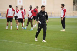 Rubi en el entrenamiento en el Anexo preparando el choque con el Girona.