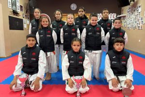 Los alumnos de la Escuela de Kárate Sempai.