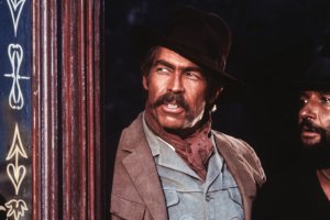 James Coburn y Rod Steiger en ¡Agáchate, maldito!