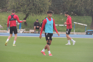 Rojas en el entrenamiento de este miércoles con el primer equipo.