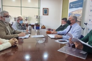 Reunión mantenida ayer entre la Autoridad Portuaria y la Mesa del Tren de Almería