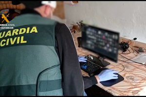 La Guardia Civil registró la vivienda del detenido en La Mojonera.