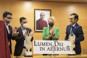 Imagen del acto de presentación del logo del 75 aniversario.