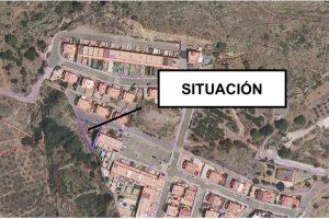 Localización y estado de la parcela que se subastará en los próximos días en Enix (Almería).